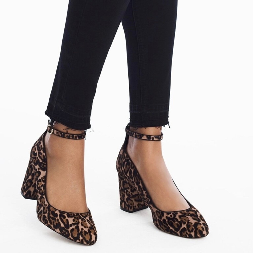 WHBM Leopard Print Haircalf Chunky Heels Size 8.5